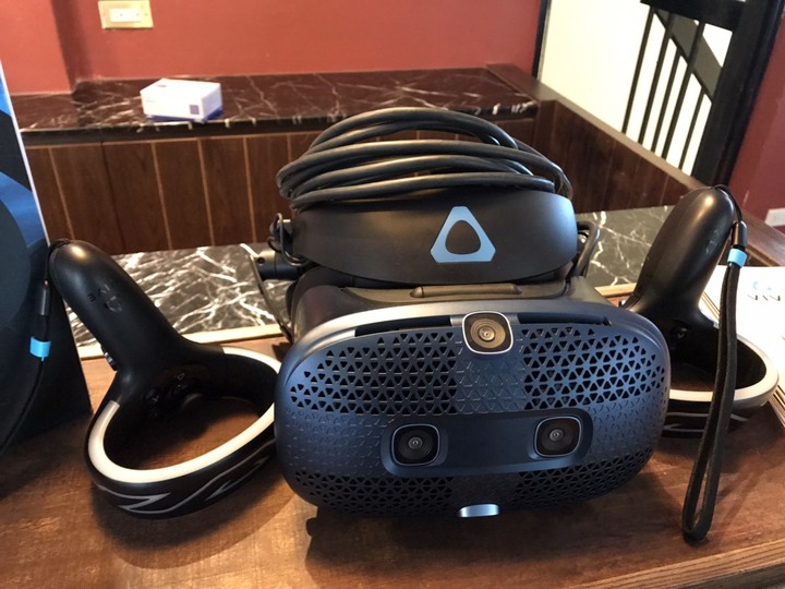 【體驗會分享~圖多~】HTC Vive Cosmos X Mobile01秘境旅行團 一秒帶你穿越到未來，輕鬆漫步至羅浮宮看蒙娜麗莎