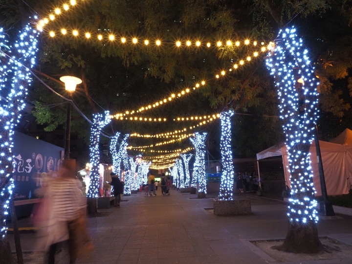 新北市 板橋 2019新北市歡樂耶誕城 — 新北市政府前的年度盛宴