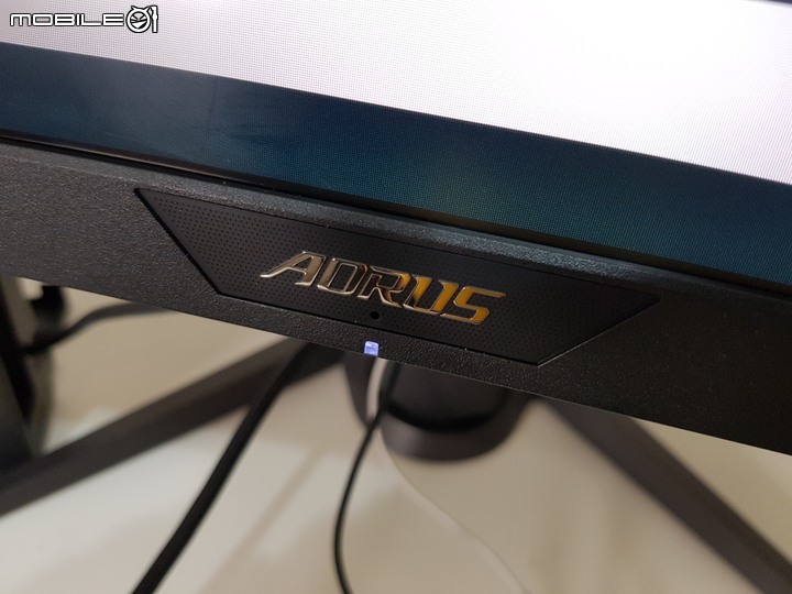 心得.AORUS CV27F最曲的戰術型電競螢幕