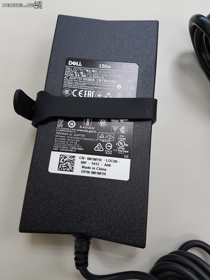 (簡易開箱)Dell Inspiron 7590