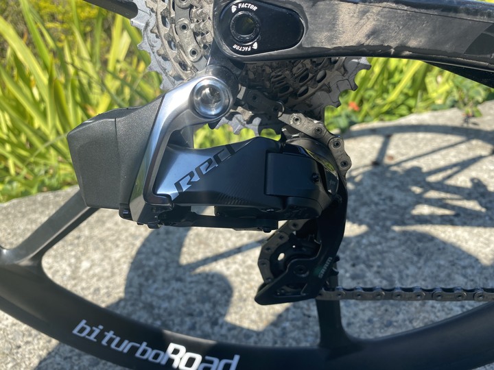Factor O2 VAM+Bike Ahead開箱