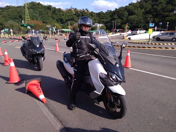 SYM Maxsym TL試騎活動