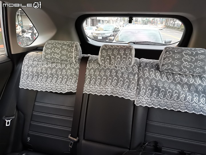 20年式TOYOTA RAV4 2.0旗艦簡易開箱文及近期使用感想