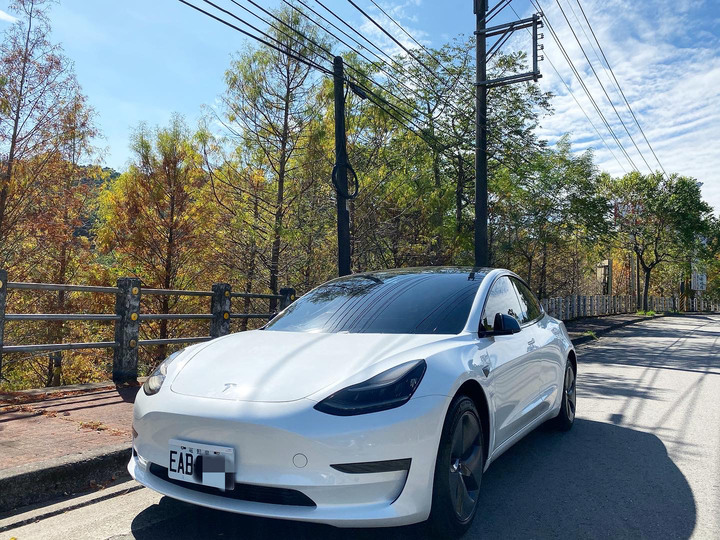 2022/6/8更新【開箱文】Tesla Model 3 一切都是最好的安排