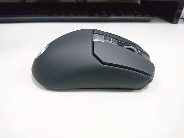 【小宅開箱】Roccat 滑鼠大車拼 － 淺聊KAIN 120/ 200 AIMO & KONE PURE ULTRA 【Edit. Alex】