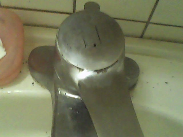 這種水龍頭有辦法取下手把嗎？