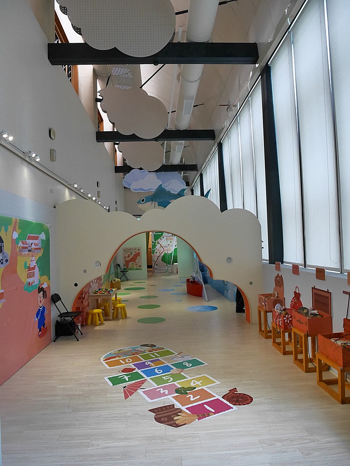 高雄市 鹽埕區 高雄市立歷史博物館 — 由官署變身為都市博物館的帝冠式建築