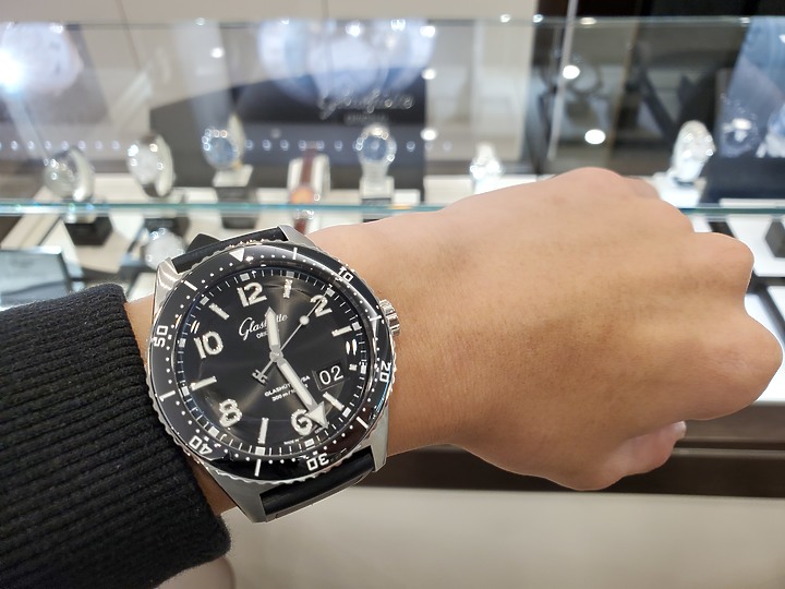 「分享-耶誕賞錶」經典與現代 - Glashütte Original 格拉蘇蒂原創 SeaQ 潛水錶 （圖多文長！！）