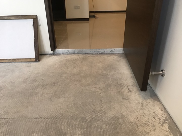買新房子客變退磁磚鋪超耐磨地板該注意的事