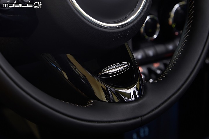 【國內新訊】MINI Countryman Deluxe 169萬起發表上市,新增無線CarPlay、碰撞預警等多項配備!
