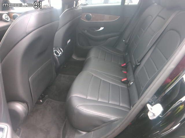 賓士GLC300AMG 23P跟車自動駕駛輔助.車道偏移維持.