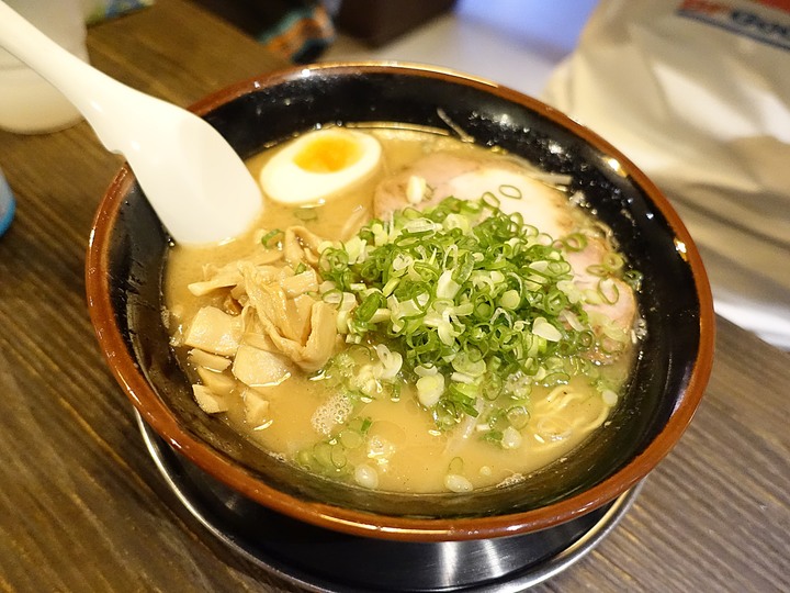 臺北市 內湖 北一家拉麵 — 值得在門口餵蛟子漫漫等候之特級美味