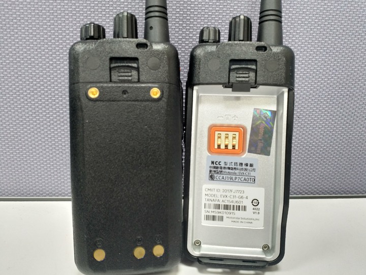 Motorola EVX-C31 免執照對講機試用心得