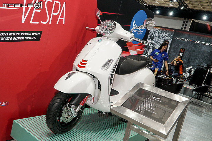 【2020台北車展】Vespa GTS 300 hpe SuperTech 雙色主打！LX 125 FL 現場購車優惠同步實施！