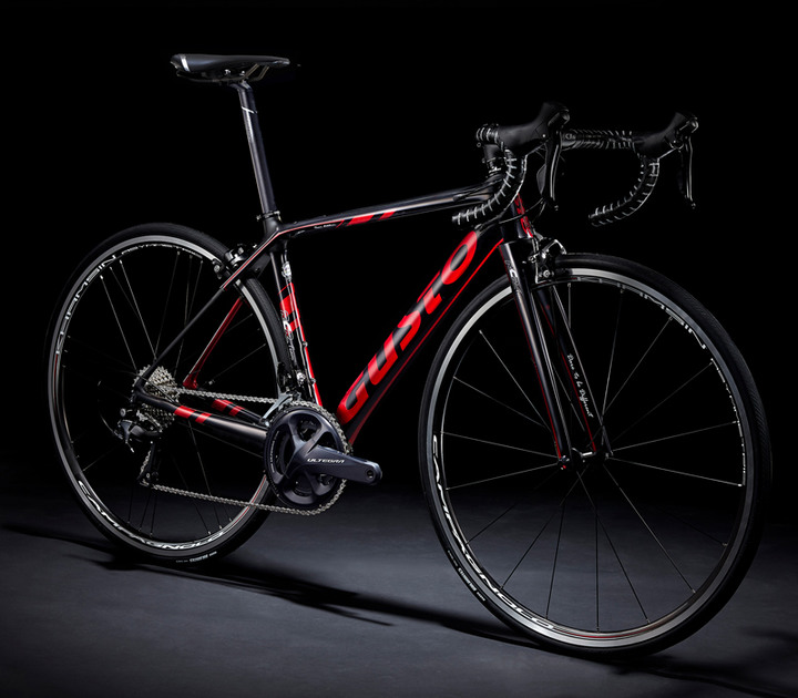2016年的KUOTA - KOUGAR VS 泡麵車2020 RCR TEAM Pro 專業版 二擇一??