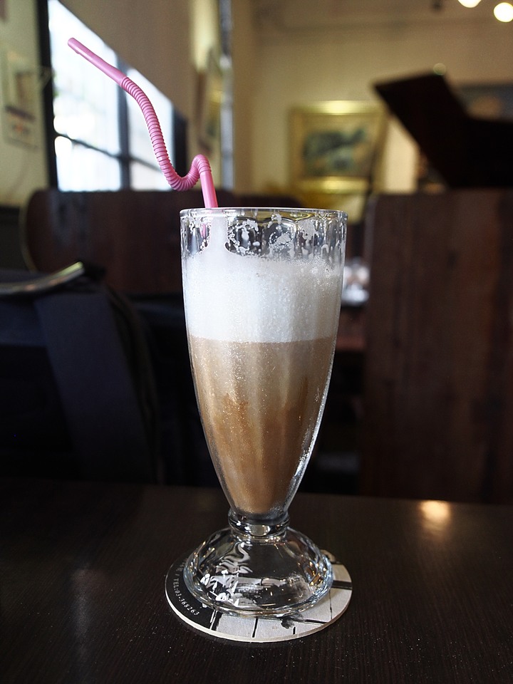 桃園 八德 八塊画室 — 從老診所變身文青景點