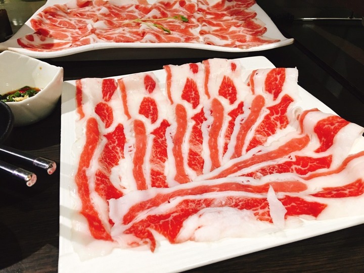 CP值超高火鍋～肉老大頂級肉品涮涮鍋