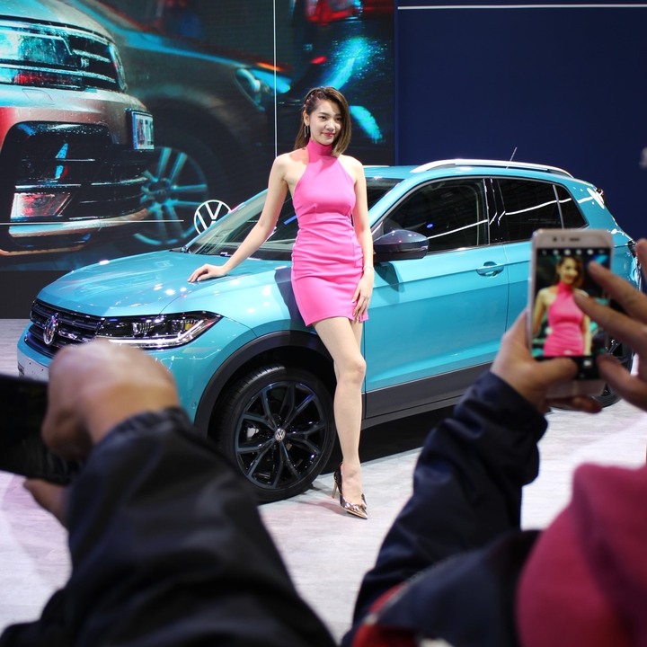 2020南港車展車模 （圖多）