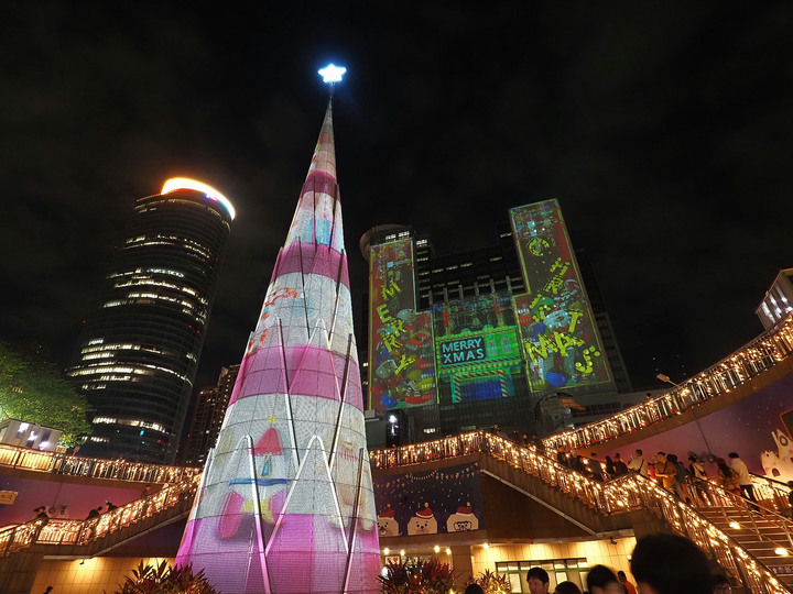 新北市 板橋 2019新北市歡樂耶誕城 — 新北市政府前的年度盛宴