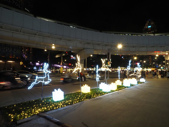 新北市 板橋 2019新北市歡樂耶誕城 — 新北市政府前的年度盛宴