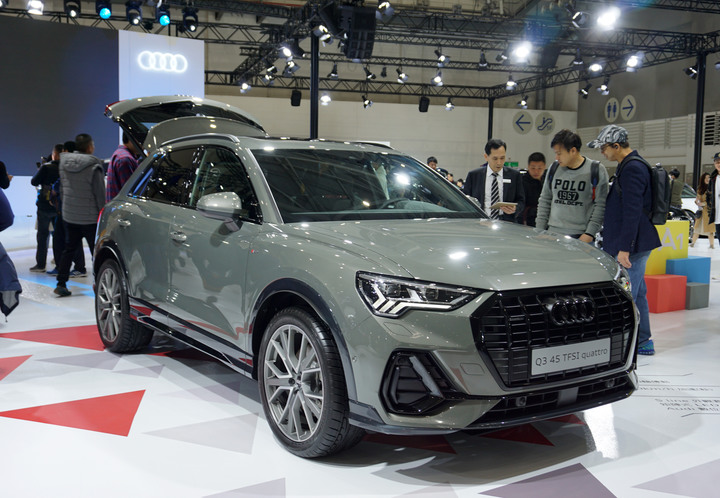 點我看大圖 車展半日遊!終於看到RHOMBUS Concept概念車!
