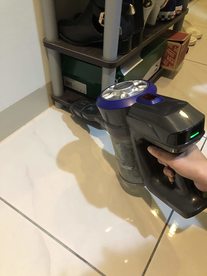 【小妹開箱】平民吸塵器 Dibea D18