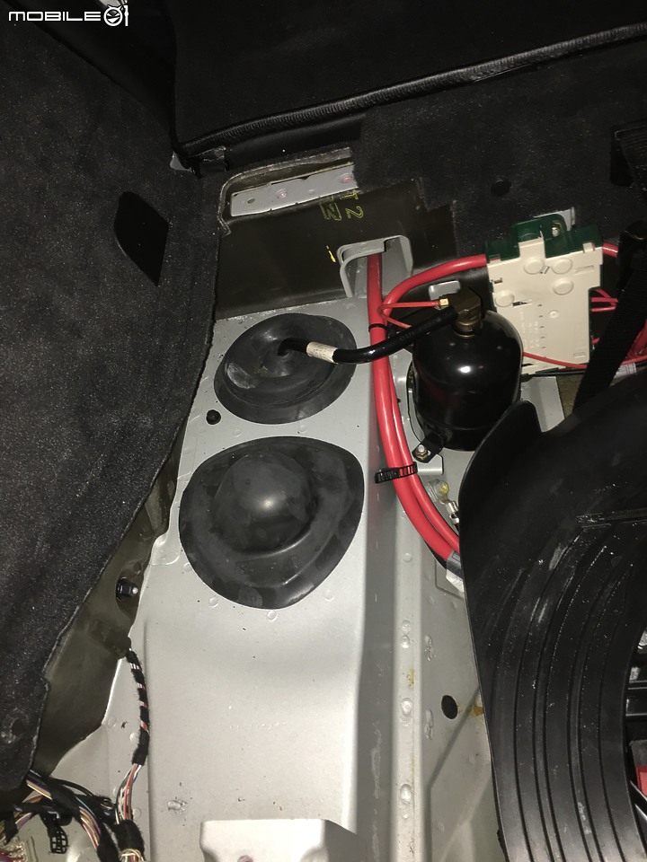 老X5 E53 DIY修復氣壓避震分享(文長慎入)