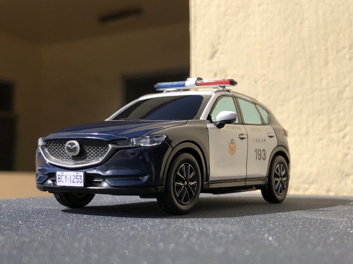 1/43 彰化縣縣警局馬自達CX-5警車