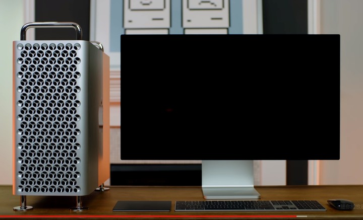 豪華開箱 Mac pro (轉貼分享)