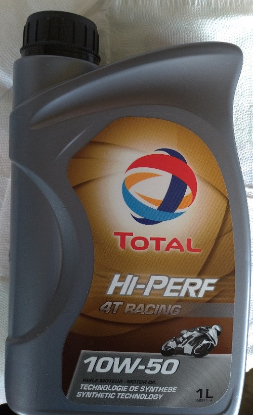 TOTAL HI-PERF 機油瓶身 製造日期疑問