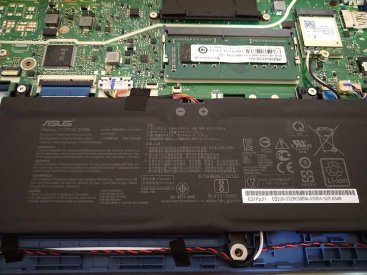【開箱評測】業務界的小鋼砲 : 低調奢華的 ASUS VIVOBOOK 14 X412FA-0148B8265U 孔雀藍