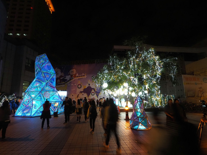 新北市 板橋 2019新北市歡樂耶誕城 — 新北市政府前的年度盛宴