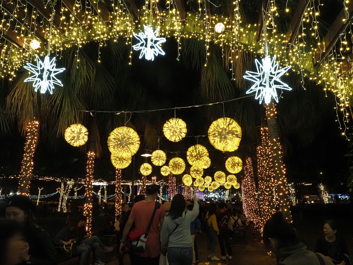 新北市 板橋 2019新北市歡樂耶誕城 — 新北市政府前的年度盛宴
