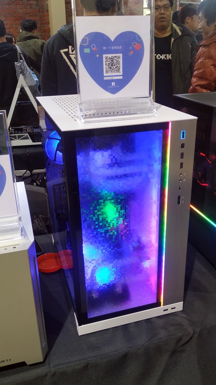 2019 台北XF網聚 —「PC 聖誕趴」歐洲都齊聚一旁?! 這是什麼操作啊~