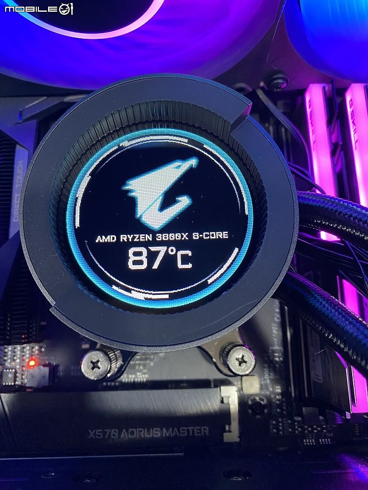 [開箱] 圓形 LCD 搭載 AORUS LIQUID ARGB AIO 信仰水冷