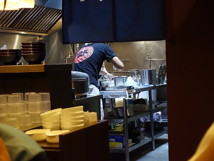 臺北市 內湖 北一家拉麵 — 值得在門口餵蛟子漫漫等候之特級美味