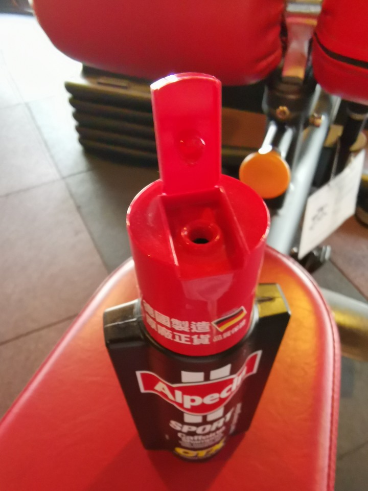 男用洗髮精推薦:德國髮現工程Alpecin SPORT運動型咖啡因洗髮露,強健髮根好選擇