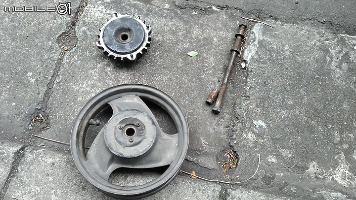 BMW E34 DIY 專輯29 有趣的輪胎古老平衡法
