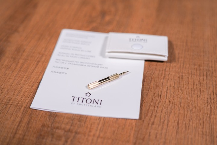 [開箱] titoni 大師系列月相錶