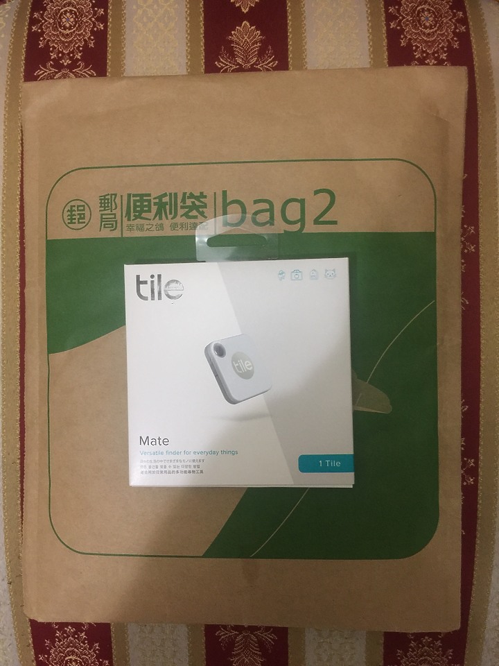 智慧藍芽蒐尋器《Tile Mate3.0防丟小幫手》，APP按下"尋找"，這時要找的東西立刻現形 !!!