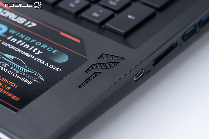 Gigabyte AORUS 17 專注電競本位的旗艦筆電！