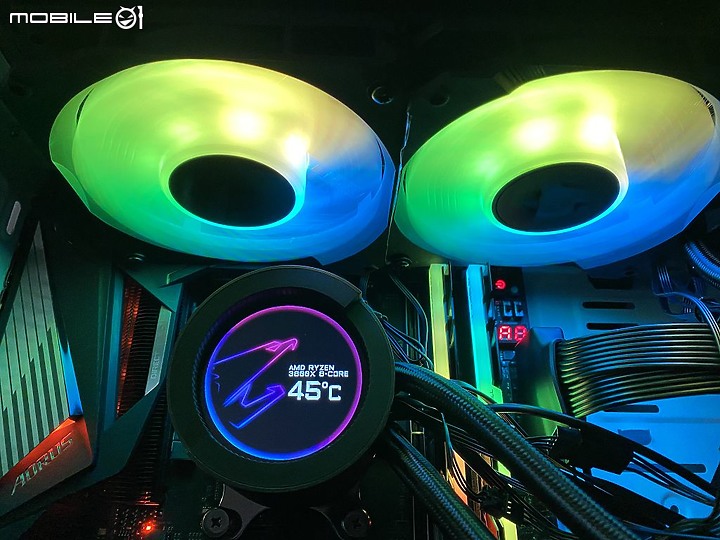[開箱] 圓形 LCD 搭載 AORUS LIQUID ARGB AIO 信仰水冷