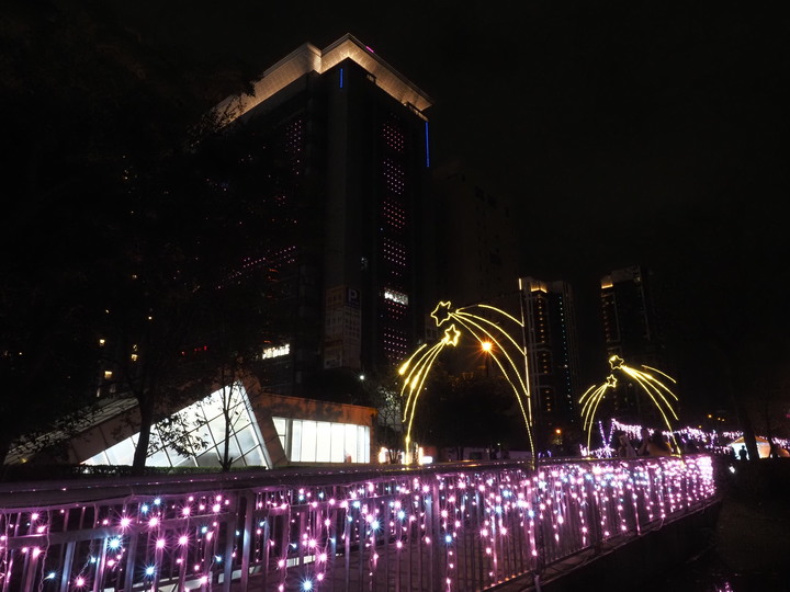 新北市 板橋 2019新北市歡樂耶誕城 — 新北市政府前的年度盛宴