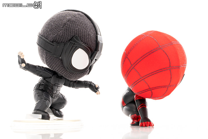 滿滿的 Spider-Man！Hot Toys《蜘蛛人：新宇宙》燈箱、Cosbaby玩偶開箱報告