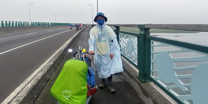 徒步環島Day15~16 高雄岡山-屏東東港48.8K