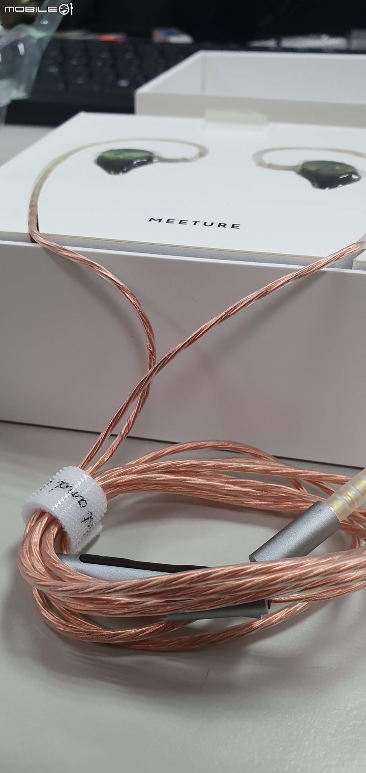 【開箱】Simgot Meeture MT1