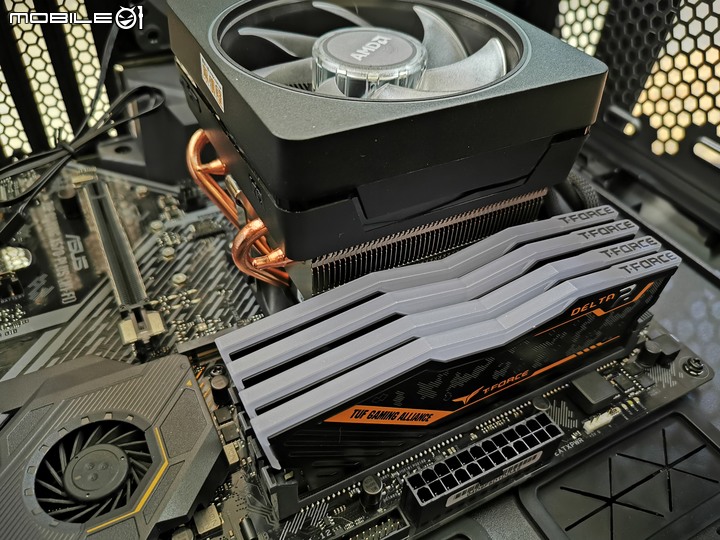 [開箱] ASUS TUF GAMNIG X570-PLUS 信仰機，內外兼俱的工作利器