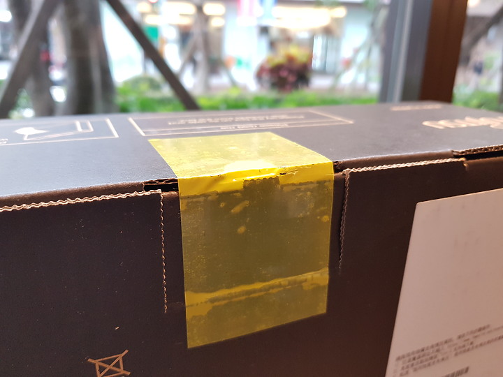 【小宅開箱】【評測】Fujitsu富士通 UH-X 輕薄的地位該換人坐了
