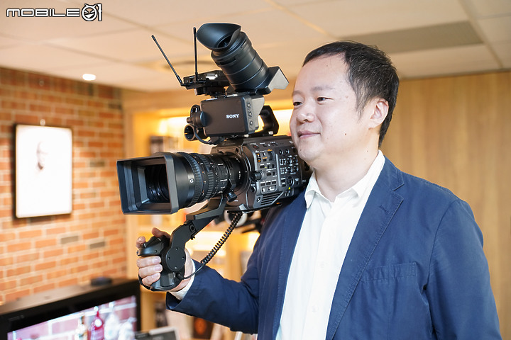 【採訪】專業全幅攝影機 Sony FX9在台開賣！規格直指電影機VENICE