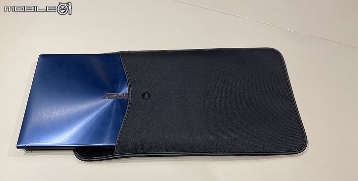 新年開箱 Intel Core i7 10 代 ZenBook 15 UX534 筆電皇家藍